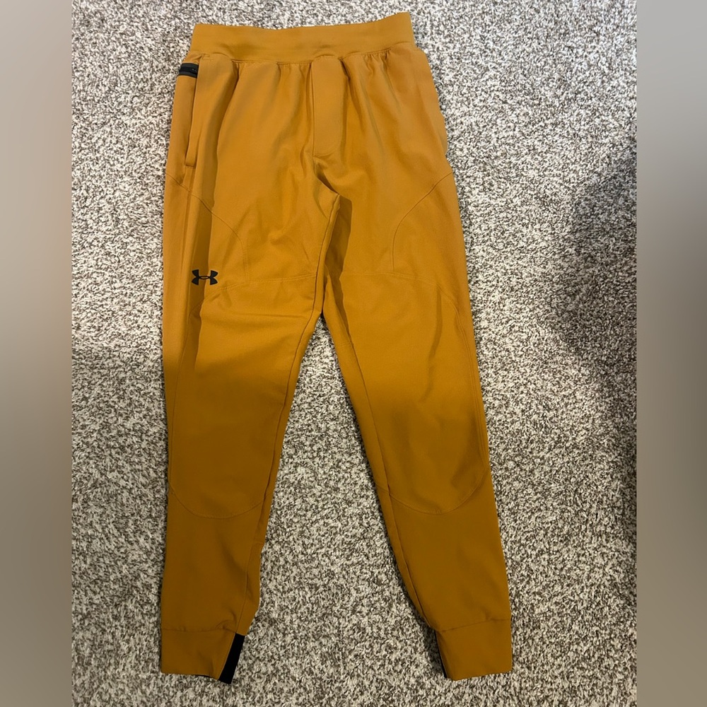 Under Armour Joggers. Men’s medium - mustard